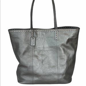 🌸Clarks Pebbled Leather Shoulder Bag!